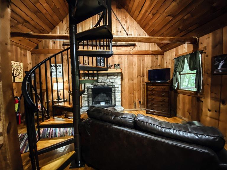 Cabins In Hocking Hills Hocking Hills Cabin Rentals Romantic And Secluded Hideaways 9199